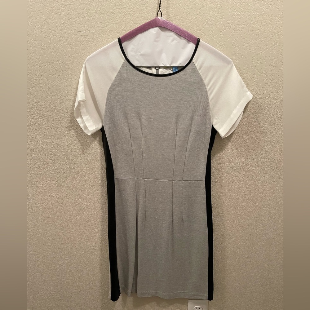 Gianni bini Knit dress with faux leather black sides.